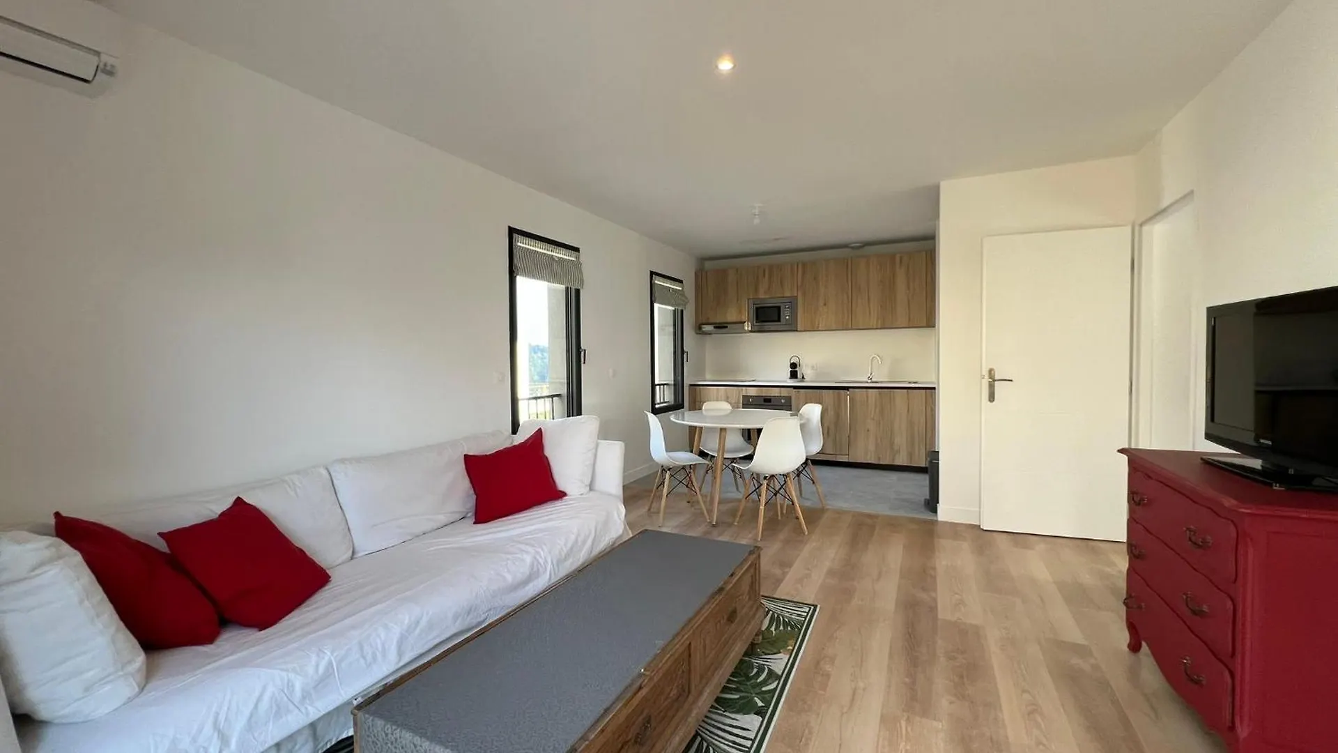 Bel Appartement Proche De Cannes location